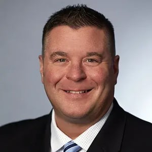 Head shot of Robert Reeves