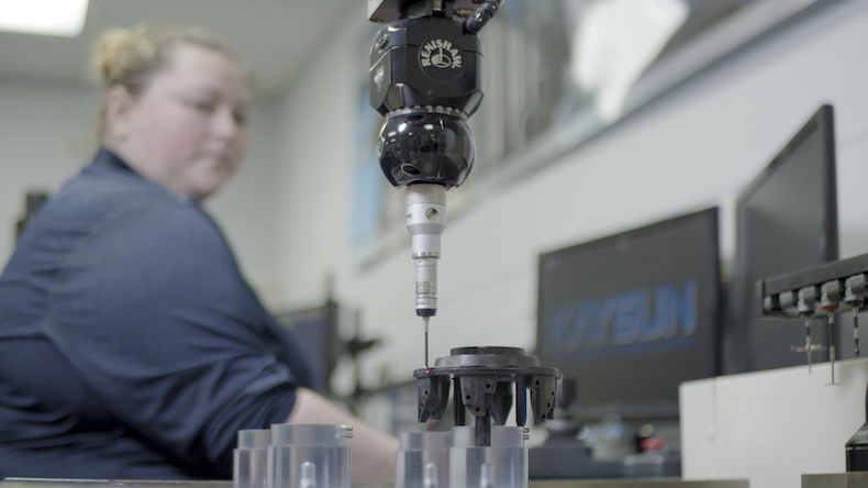 Quality-control-checks-for-injection-molding