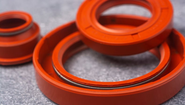 injection-molding-tolerances-sealing-geometries