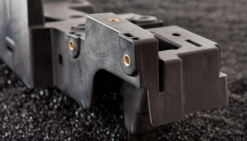 Overmolding vs Insert Molding